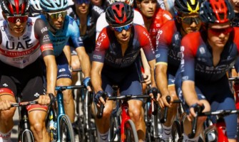 Richie Porte forlader Giroen under den 19. etape